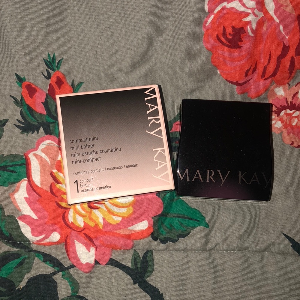 MaryKay Compact Mini